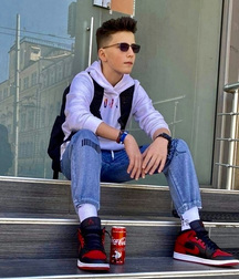 Ben's Thursday Boy Mix Gay Tube 6093113663e7d.jpeg