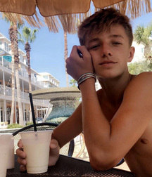 Ben‘s Friday Boy Mix Gay Tube 6095470747906.jpeg