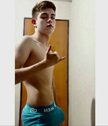 Ben‘s Fav Wall Gay Tube Posts 6097f2eda4ec1.jpeg