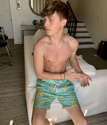 Ben‘s Fav Wall Gay Tube Posts 6097f326c7e36.jpeg