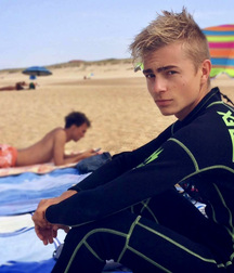 Ben's Sunday Boy Mix Gay Tube 60a187dd1b4ff.jpg