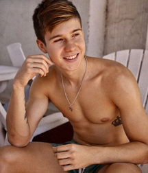 Ben's Sunday Boy Mix Gay Tube 60a187ec8673b.jpg
