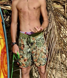 Ben‘s Thursday Boy Mix Gay Tube 60a68abe78c31.jpeg