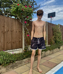 Ben's Sunday Boys Mix Gay Tube 60aa9639f0b59.jpeg