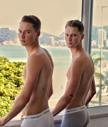 Ben's Saturday Evening BM Gay Tube 60bbc10da3dea.jpeg
