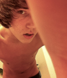 Ben's Fav. Monday Wall Posts Gay Tube 60be197e37925.jpeg