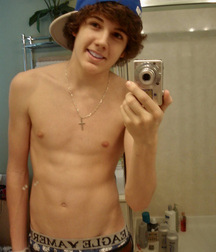 Ben's Monday Boy Mix Gay Tube 60c69594e27e0.jpeg