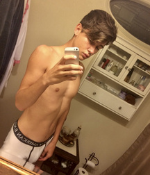 Ben's Monday Evening Boy Mix Gay Tube 60c7babdaaa3a.jpeg