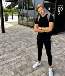 Ben's Tuesday Boy Mix Gay Tube 60c8389aee212.jpeg
