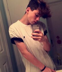 Handsome Guys Twink Tube 60c9e01b6ee65.jpg