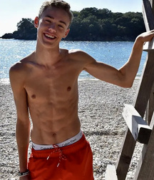 FAV. Wall Posts Twink Tube 60ca92f26a245.jpeg
