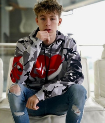 Ben's Thursday Boy Mix Twink Tube 60cb9a8aefaa6.jpeg