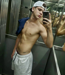 Ben's Friday Boys Porn Mix 610408dd5f91f.jpg