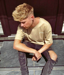 Ben‘s Sunday Wall Favorites Twink Tube 6106c61351a44.jpeg