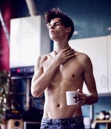 Ben“s Tuesday BM Gay Twink Tube 611c052a247c9.jpeg