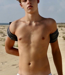 Ben“s Tuesday BM Gay Twink Tube 611c05418cfa9.jpeg