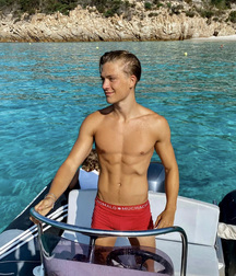 Ben's Wednesday Box Mix Twink Tube 611d08aa2feb2.jpeg