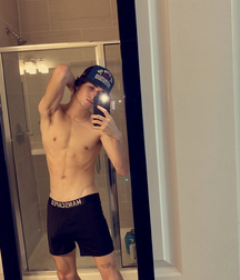 Wall Favorites Tumblr and GBT Twink Tube 611ea36eccf1c.jpeg