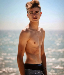 Wall Favorites Twink Tube Boys 614de7650413f.jpeg