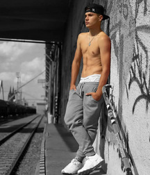 Ben's Sunday Wall Favorites Twink Tube Art 6159b1bd3f96c.jpeg