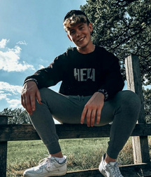 BenBen Sneaker Boy Mix Twink Tube 615dfba00065e.jpeg