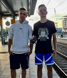 BenBen Sneaker Boy Mix Twink Tube 615dfbdcbd4e3.jpeg