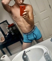 Ben's Wall Favorites Twink Tube Round 6182fe8aa470c.jpeg