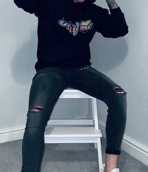 Ben's Wall Favorites Twink Tube Round 6182fe9540833.jpeg