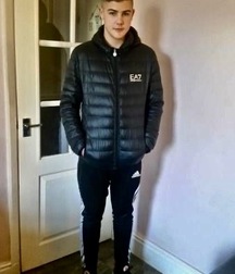 Ben's Wall Favorites Twink Tube Round 6182feb2152b7.jpeg