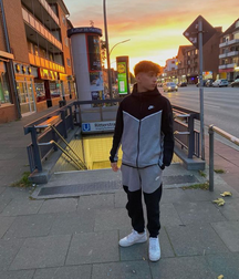 Ben Wall Favorites Twink Tube 618d4c8629b75.png