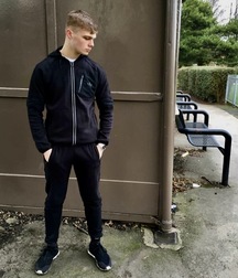 Ben's Monday Guys British Chav Boys Porn 61c0879f3aead.jpg