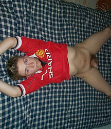 Vintage Boys Porn Lad in Kit, Bondage & with Friend 5f1f3ea9a8e29.jpeg