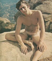 happy and Naked Gay Tube Express 5fa1482ae123d.jpg