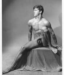 happy and Naked Gay Tube Express 5fa14845494ff.jpg