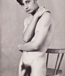 happy and Naked Gay Tube Express 5fa149683f7f5.jpg