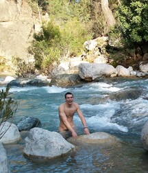 happy and Naked Gay Tube Express 5fa149ca36765.jpg