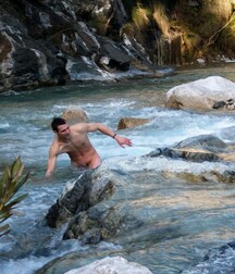 happy and Naked Gay Tube Express 5fa14a2204eb1.jpg