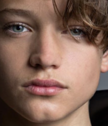 Alex So cute teen. Magnifier ado 5f01f97799f9f.png