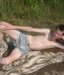 Felix in Shorts Boys Porn 5f0c738eb0097.jpg