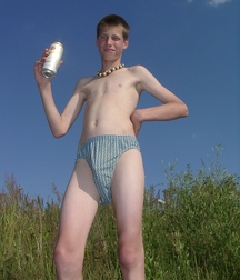 Felix in Shorts Boys Porn 5f0c73aa1bffc.jpg