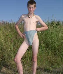 Felix in Shorts Boys Porn 5f0c73ae4a2e7.jpg