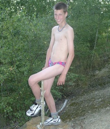 Felix in Shorts Boys Porn 5f0c73e6ec361.jpg