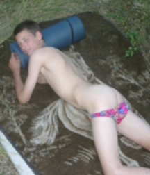 Felix in Shorts Boys Porn 5f0c740154d46.jpg