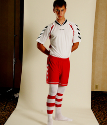 Modelos juveniles de fútbol en jersey rojo Boy Porn GBT 5f18a9ebc03e6.jpg