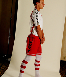 Modelos juveniles de fútbol en jersey rojo Boy Porn GBT 5f18a9f0aa556.jpg