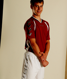 Modelos juveniles de fútbol en jersey rojo Boy Porn GBT 5f18aa37d414c.jpg