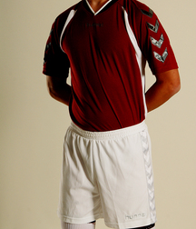 Modelos juveniles de fútbol en jersey rojo Boy Porn GBT 5f18aa4b0a91d.jpg