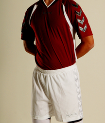 Modelos juveniles de fútbol en jersey rojo Boy Porn GBT 5f18aa4d730ef.jpg