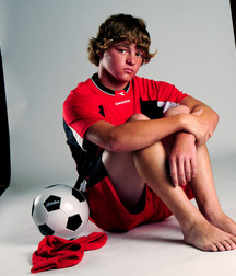 Modelos juveniles de fútbol en jersey rojo Boy Porn GBT 5f18aa53d54b2.jpg