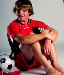 Modelos juveniles de fútbol en jersey rojo Boy Porn GBT 5f18aa6f0db68.jpg